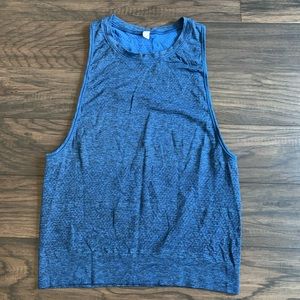 Lululemon seamless laser cut size 4 tank top